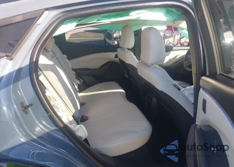 2024 Ford Mustang Mach-E Premium z USA, uszkodzony, nr VIN 3FMTK3R42RMA25227